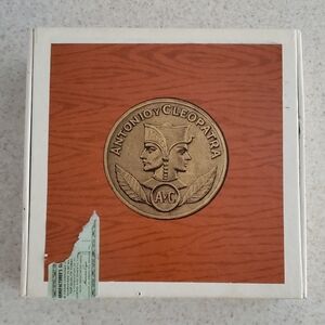 Antonio y Cleopatra Cigar Box